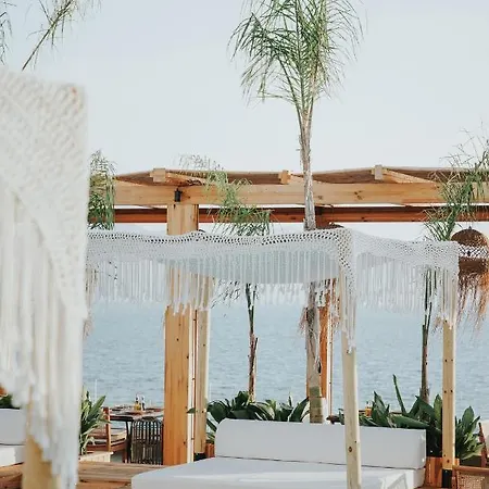 Barracuda Hotel 3*