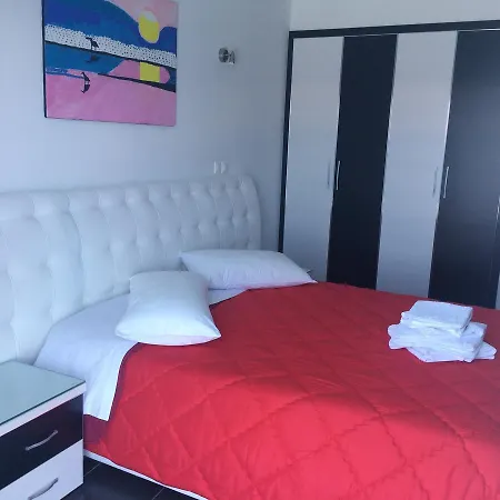 Barracuda 3* Sarandë